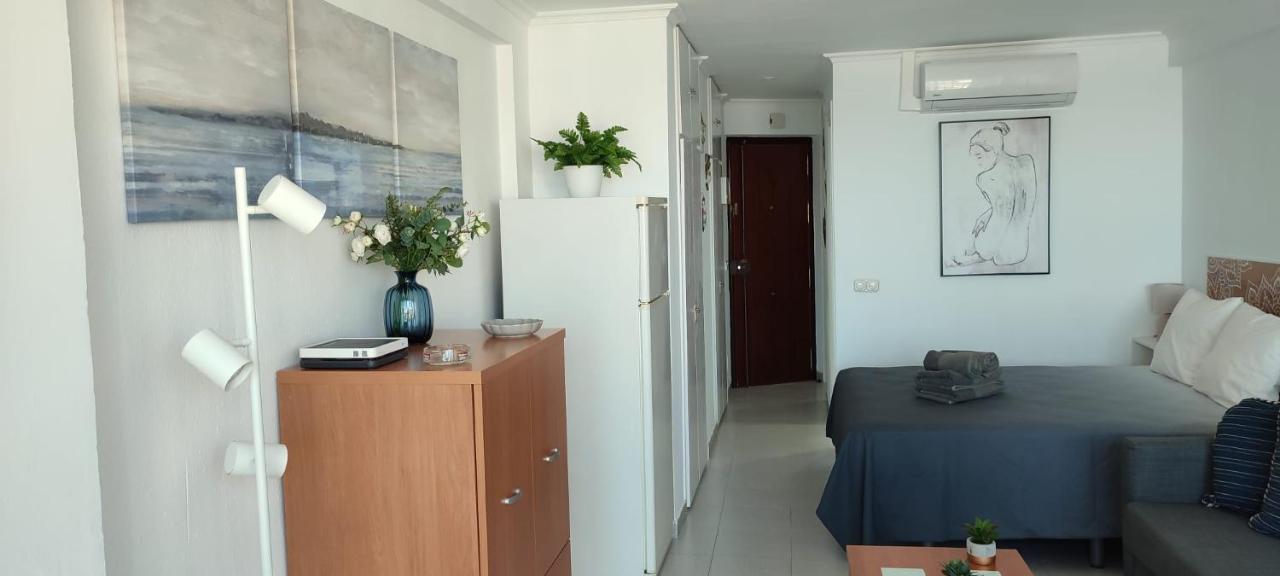 Turisstiko Playa Carvajal Apartment Fuengirola Ngoại thất bức ảnh
