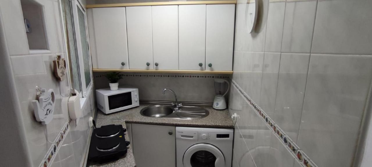 Turisstiko Playa Carvajal Apartment Fuengirola Ngoại thất bức ảnh