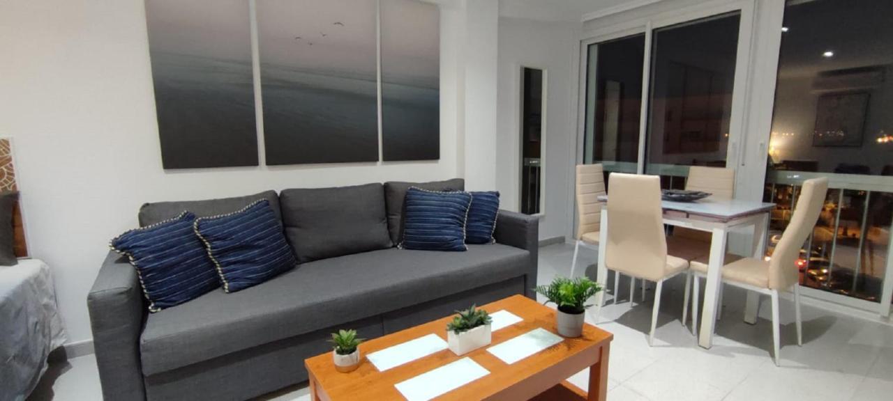 Turisstiko Playa Carvajal Apartment Fuengirola Ngoại thất bức ảnh