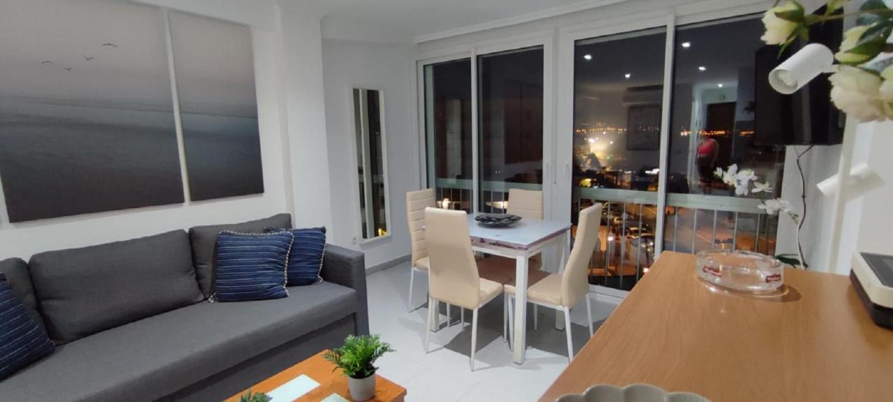 Turisstiko Playa Carvajal Apartment Fuengirola Ngoại thất bức ảnh